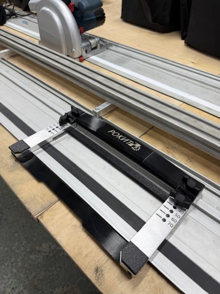 Позиционер параллельного пропила с отступом на 30-60 мм Позиционер параллельного пропила с отступом на 30-60 мм